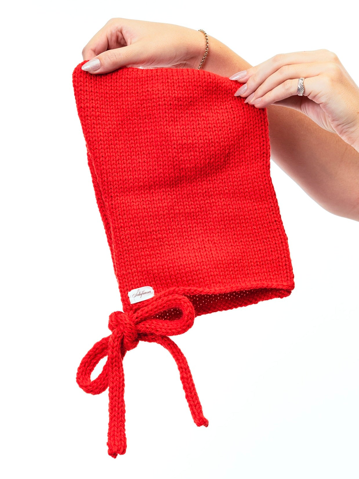 Knitted Bonnet in Red