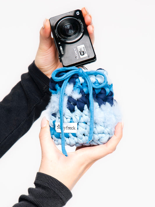 Picture Pouch (Blue)